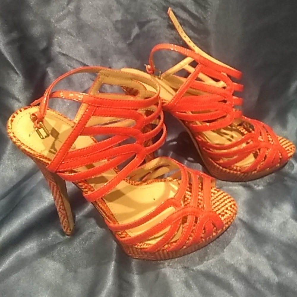 Aldo peach colored heels